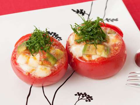 トマトカップの焼サラダのレシピ 作り方 Happy Recipe ヤマサ醤油のレシピサイト