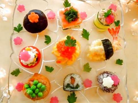 みんなのレシピ お花見に にぎやかお寿司のレシピ 作り方 Happy Recipe ヤマサ醤油のレシピサイト