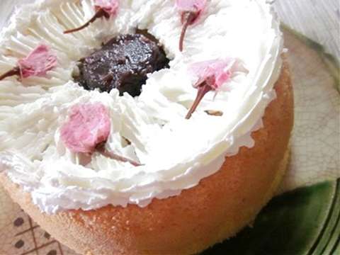 みんなのレシピ 桜の米粉シフォンケーキ のレシピ 作り方 Happy Recipe ヤマサ醤油のレシピサイト