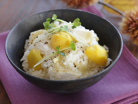 栗とカマンベールチーズの白だし混ぜご飯のレシピ 作り方 Happy Recipe ヤマサ醤油のレシピサイト