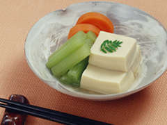 ふきと高野豆腐の煮物のレシピ 作り方 Happy Recipe ヤマサ醤油のレシピサイト