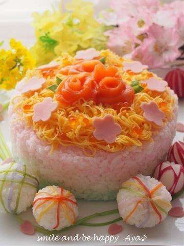 みんなのレシピ ひな祭り ひし餅風3色お寿司ケーキのレシピ 作り方 Happy Recipe ヤマサ醤油のレシピサイト