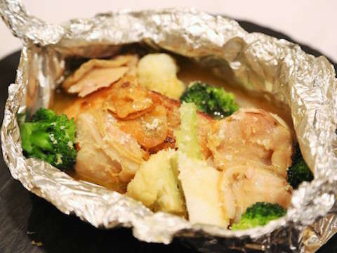 鮭と季節のお野菜のホイル焼き