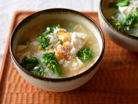 菜の花と絹ごし豆腐のたらこ雑炊のレシピ 作り方 Happy Recipe ヤマサ醤油のレシピサイト