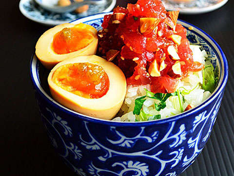 グルメなマグロ漬け丼のレシピ 作り方 Happy Recipe ヤマサ醤油のレシピサイト