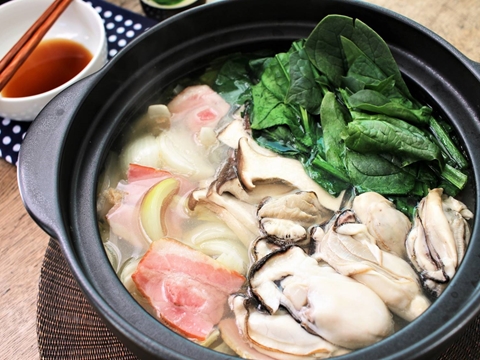 牡蠣とほうれん草の常夜鍋のレシピ 作り方 Happy Recipe ヤマサ醤油のレシピサイト