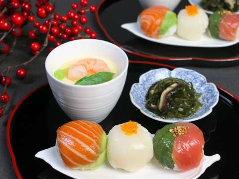 手まり寿司のワンプレートおせち 茶碗蒸しのレシピ 作り方 Happy Recipe ヤマサ醤油のレシピサイト