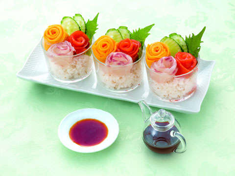フラワーカップ寿司のレシピ 作り方 Happy Recipe ヤマサ醤油のレシピサイト
