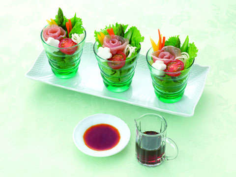 生ハムブーケサラダのレシピ 作り方 Happy Recipe ヤマサ醤油のレシピサイト