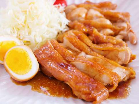 巻かない 煮るだけ鶏チャーシューのレシピ 作り方 Happy Recipe ヤマサ醤油のレシピサイト