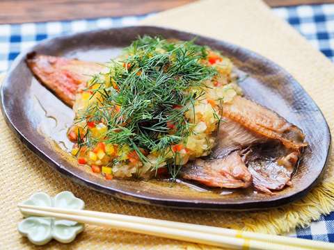 ぽん酢が決めて 焼き魚のハーブサルサのレシピ 作り方 Happy Recipe ヤマサ醤油のレシピサイト