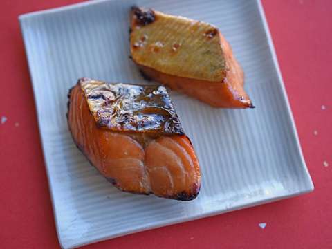 鮭の柚子ゆうあん焼きのレシピ 作り方 Happy Recipe ヤマサ醤油のレシピサイト