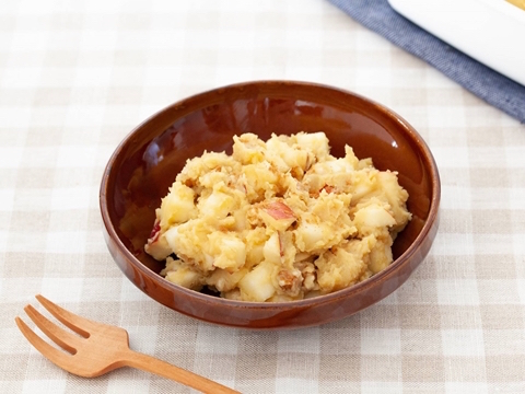さつまいもとりんごのスイートサラダのレシピ 作り方 Happy Recipe ヤマサ醤油のレシピサイト