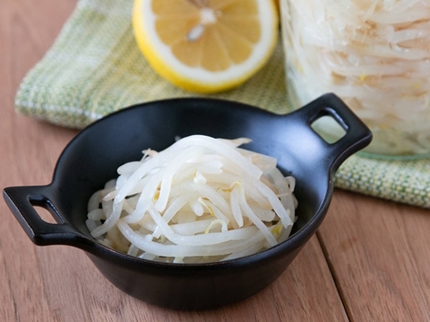 もやしレモンのレシピ 作り方 Happy Recipe ヤマサ醤油のレシピサイト
