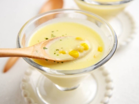 豆乳で作る冷製つぶつぶコーンスープのレシピ 作り方 Happy Recipe ヤマサ醤油のレシピサイト