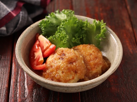 鶏ハンバーグのおろしぽん酢ソースのレシピ 作り方 Happy Recipe ヤマサ醤油のレシピサイト