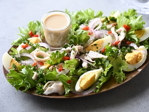 ごまぽんヨーグルトソース サラダのレシピ 作り方 Happy Recipe ヤマサ醤油のレシピサイト