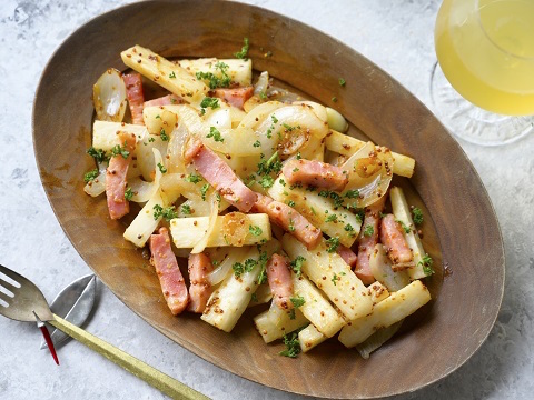 長芋とベーコンのジャーマン風炒めのレシピ 作り方 Happy Recipe ヤマサ醤油のレシピサイト