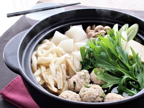 鶏つくね鍋のレシピ 作り方 Happy Recipe ヤマサ醤油のレシピサイト